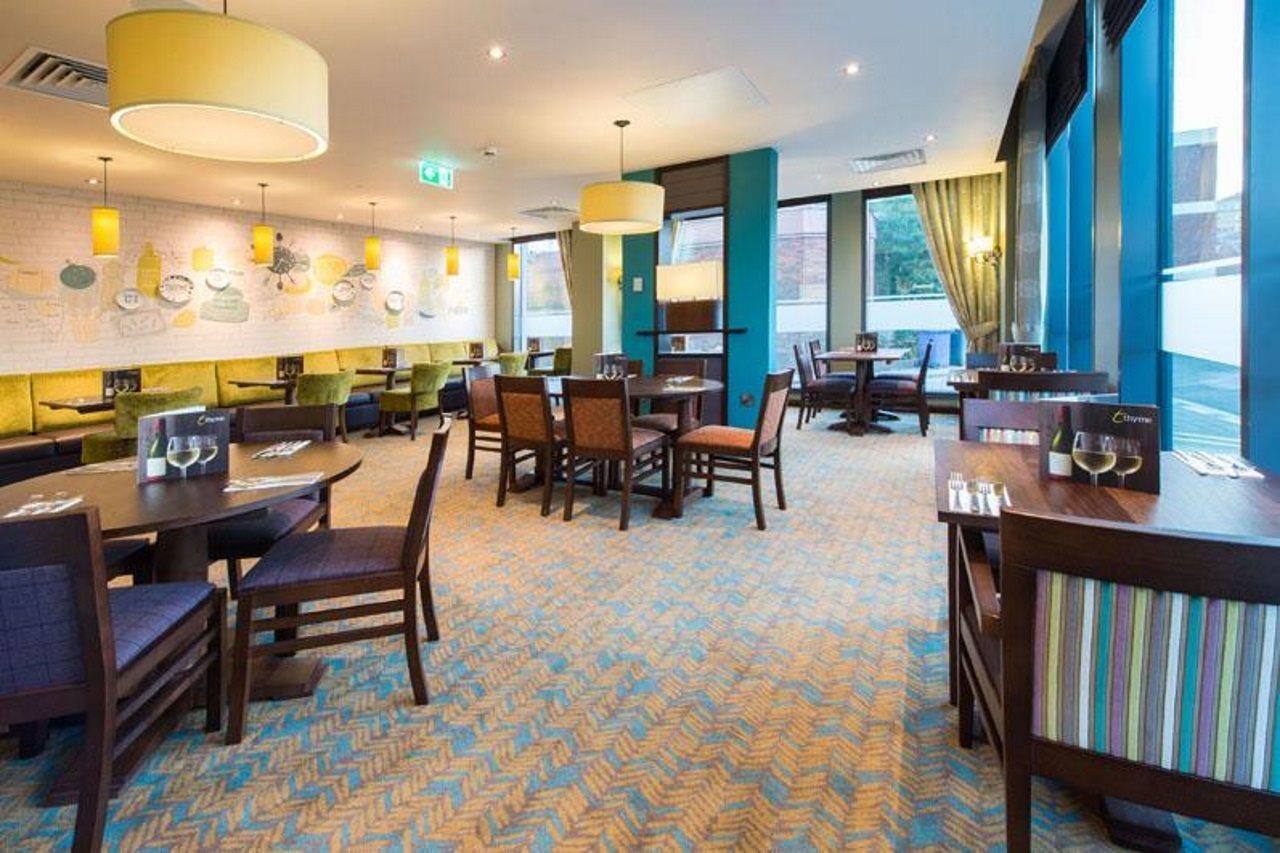 Premier Inn Maidenhead Town Centre Екстериор снимка